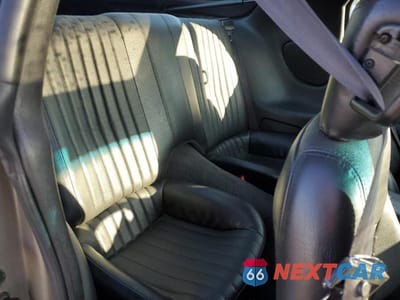 Zdjęcie 10 z 11 samochodu: 2001 PONTIAC FIREBIRD FORMULA VIN:2G2FV22G812146703 - miniatura