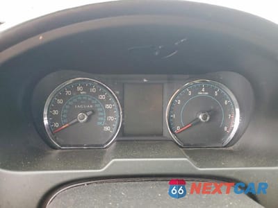 Zdjęcie 9 z 12 samochodu: 2012 JAGUAR XF VIN:SAJWA0HE6CMS46203 - miniatura