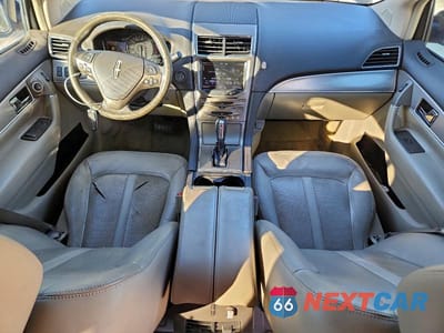 Zdjęcie 8 z 14 samochodu: 2013 LINCOLN MKX VIN:2LMDJ6JK6DBL21563 - miniatura