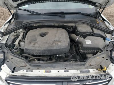 Zdjęcie 11 z 14 samochodu: 2016 VOLVO XC60 T5 PREMIER VIN:YV440MDK6G2830725 - miniatura
