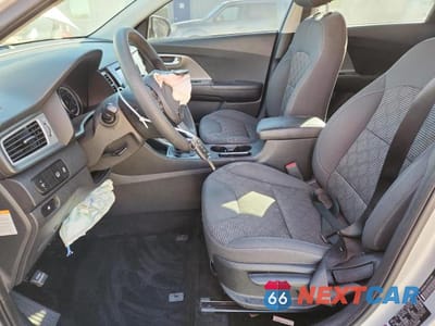 Zdjęcie 13 z 26 samochodu: 2018 KIA NIRO FE VIN:KNDCB3LC9J5132399 - miniatura