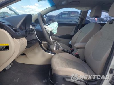Zdjęcie 7 z 12 samochodu: 2016 HYUNDAI ACCENT SE VIN:KMHCT4AE9GU135272 - miniatura
