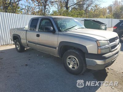 Czwarte zdjęcie samochodu z boku: 2003 CHEVROLET SILVERADO K1500 VIN:2GCEK19V131381094 - miniatura