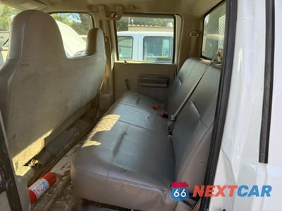Zdjęcie 8 z 10 samochodu: 2008 FORD F450 SUPER DUTY VIN:1FDXW47R28EA02111 - miniatura