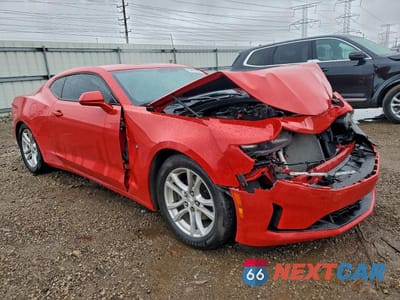 Czwarte zdjęcie samochodu z boku: 2019 CHEVROLET CAMARO LS VIN:1G1FB1RXXK0155452 - miniatura