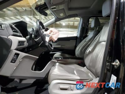 Zdjęcie 7 z 13 samochodu: 2020 HONDA ODYSSEY EXL VIN:5FNRL6H77LB020089 - miniatura