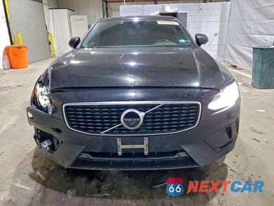 Piąte zdjęcie samochodu w środku: 2020 VOLVO S90 T6 OCEAN RACE VIN:LVYA22MT6LP169894 - miniatura