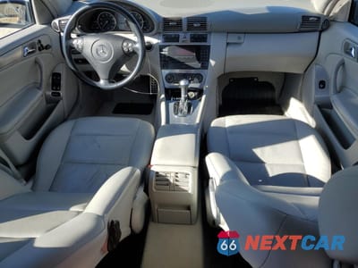 Zdjęcie 8 z 12 samochodu: 2006 MERCEDES-BENZ C 230 VIN:WDBRF52H86F822233 - miniatura