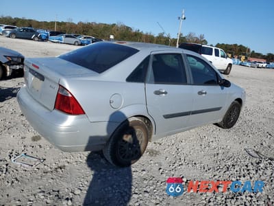 Trzecie zdjęcie samochodu z tyłu: 2006 FORD FOCUS ZX4 VIN:1FAFP34N26W229742 - miniatura