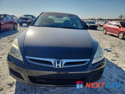 Piąte zdjęcie samochodu w środku: 2006 HONDA ACCORD EX VIN:1HGCM56846A163802 - miniatura