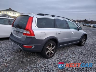 Trzecie zdjęcie samochodu z tyłu: 2015 VOLVO XC70 T6 PREMIER+ VIN:YV4902NC2F1200321 - miniatura
