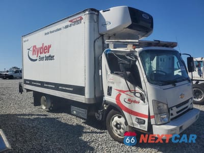 Czwarte zdjęcie samochodu z boku: 2020 CHEVROLET 4500XD REFRIGERATED BOX TRUCK VIN:JALCDW166L7K00575 - miniatura