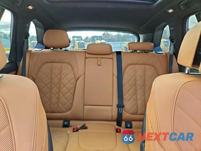 Zdjęcie 10 z 13 samochodu: 2026 BMW X5 XDRIVE50E VIN:5UX43EU06T9037536 - miniatura