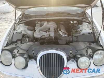 Zdjęcie 11 z 12 samochodu: 2001 JAGUAR S-TYPE VIN:SAJDA01N21FL97347 - miniatura