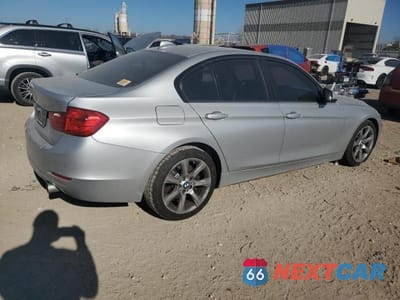 Trzecie zdjęcie samochodu z tyłu: 2014 BMW 335 XI VIN:WBA3B9G58ENR91923 - miniatura