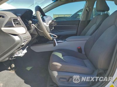 Zdjęcie 7 z 16 samochodu: 2020 TOYOTA CAMRY LE VIN:4T1C31AKXLU011221 - miniatura