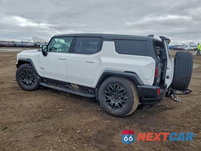 Drugie zdjęcie samochodu z przodu: 2025 GMC HUMMER SUV 2X VIN:1GKT0NDE2SU118177 - miniatura