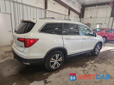 Trzecie zdjęcie samochodu z tyłu: 2016 HONDA PILOT EX VIN:5FNYF6H36GB045538 - miniatura