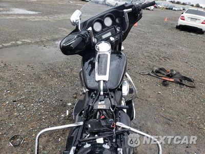 Zdjęcie 6 z 11 samochodu: 2013 HARLEY-DAVIDSON FLHTC ELECTRA GLIDE CLASSIC VIN:1HD1FFM13DB684348 - miniatura