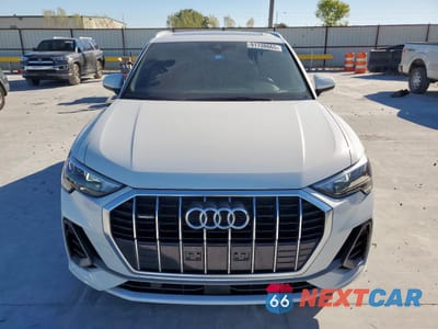 Piąte zdjęcie samochodu w środku: 2021 AUDI Q3 PREMIUM S LINE 45 VIN:WA1DECF30M1042216 - miniatura