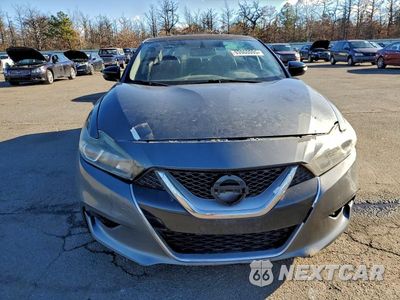 Piąte zdjęcie samochodu w środku: 2017 NISSAN MAXIMA 3.5S VIN:1N4AA6AP8HC381631 - miniatura