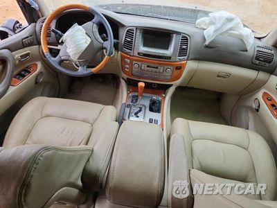 Zdjęcie 8 z 13 samochodu: 2004 LEXUS LX 470 VIN:JTJHT00W543540699 - miniatura
