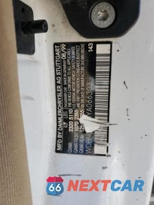 Zdjęcie 12 z 12 samochodu: 2000 MERCEDES-BENZ S 500 VIN:WDBNG75J5YA066303 - miniatura