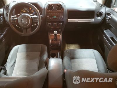Zdjęcie 8 z 13 samochodu: 2016 JEEP COMPASS SPORT VIN:1C4NJDBB5GD686984 - miniatura