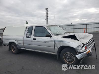 Czwarte zdjęcie samochodu z boku: 1991 TOYOTA PICKUP 1/2 TON EXTRA LONG WHEELBASE DLX VIN:JT4RN93P1M5035497 - miniatura