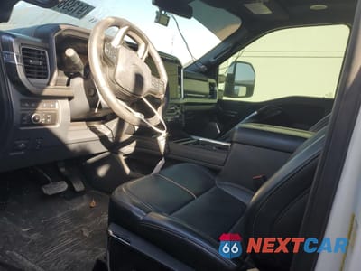 Zdjęcie 7 z 14 samochodu: 2024 FORD F350 SUPER DUTY VIN:1FT8W3BMXREE87520 - miniatura