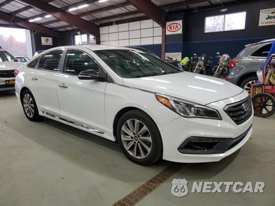 Czwarte zdjęcie samochodu z boku: 2016 HYUNDAI SONATA SPORT VIN:5NPE34AF9GH344088 - miniatura