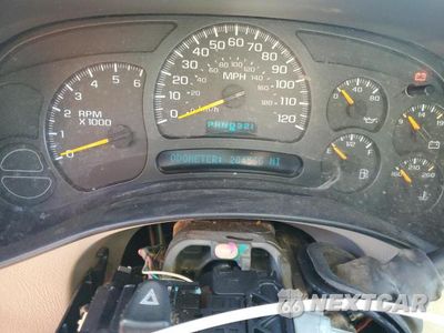 Zdjęcie 9 z 13 samochodu: 2005 CHEVROLET SUBURBAN C1500 VIN:3GNEC16Z65G280820 - miniatura