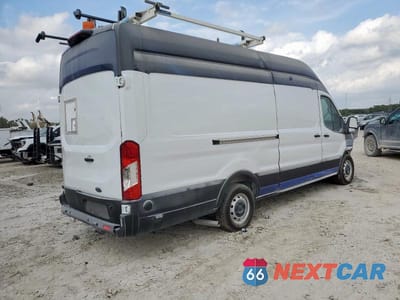 Trzecie zdjęcie samochodu z tyłu: 2025 FORD TRANSIT T-250 VIN:1FTBR3X85SKA82973 - miniatura