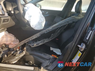 Zdjęcie 7 z 12 samochodu: 2024 VOLVO S60 CORE S60 AWD HYBRID VIN:7JRL12TK6RG323297 - miniatura