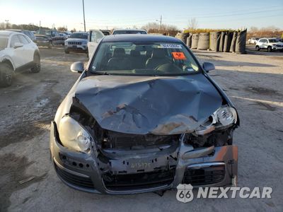 Piąte zdjęcie samochodu w środku: 2008 VOLKSWAGEN JETTA SE VIN:3VWRM71K08M084024 - miniatura