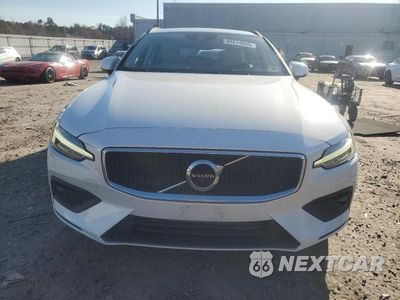 Piąte zdjęcie samochodu w środku: 2020 VOLVO V60 T5 MOMENTUM VIN:YV1102EK0L2376887 - miniatura