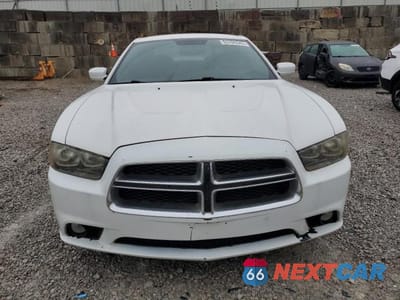 Piąte zdjęcie samochodu w środku: 2013 DODGE CHARGER SXT VIN:2C3CDXJG1DH539027 - miniatura
