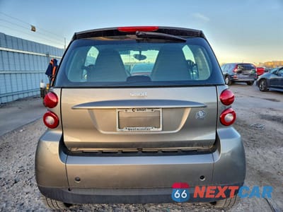Zdjęcie 6 z 13 samochodu: 2009 SMART FORTWO PURE VIN:WMEEJ31X19K289019 - miniatura