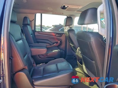Zdjęcie 11 z 12 samochodu: 2018 CHEVROLET SUBURBAN C1500 LT VIN:1GNSCHKC3JR223353 - miniatura