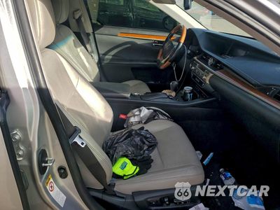 Zdjęcie 13 z 14 samochodu: 2013 LEXUS ES 300H VIN:JTHBW1GG9D2008042 - miniatura
