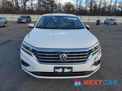 Piąte zdjęcie samochodu w środku: 2022 VOLKSWAGEN PASSAT SE VIN:1VWSA7A37NC002919 - miniatura