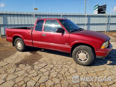 Czwarte zdjęcie samochodu z boku: 1999 GMC SONOMA VIN:1GTCT19XXX8506800 - miniatura