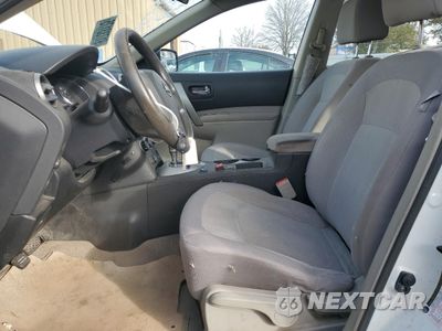 Zdjęcie 7 z 15 samochodu: 2013 NISSAN ROGUE S VIN:JN8AS5MVXDW140615 - miniatura
