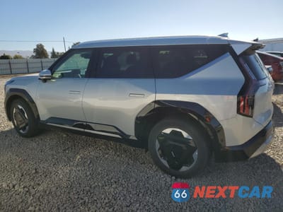 Drugie zdjęcie samochodu z przodu: 2026 KIA EV9 LAND VIN:5XYADFS55TG011384 - miniatura