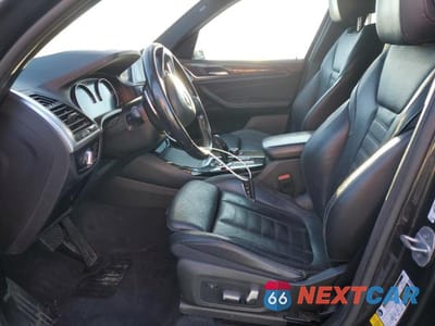 Zdjęcie 7 z 13 samochodu: 2018 BMW X3 XDRIVE30I VIN:5UXTR9C59JLD65096 - miniatura