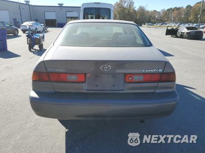Zdjęcie 6 z 14 samochodu: 1999 TOYOTA CAMRY CE VIN:4T1BG22K2XU453114 - miniatura
