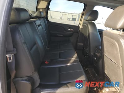 Zdjęcie 10 z 14 samochodu: 2012 CHEVROLET SILVERADO K3500 LTZ VIN:1GC4K1CG5CF223680 - miniatura