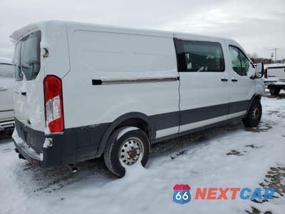 Trzecie zdjęcie samochodu z tyłu: 2023 FORD TRANSIT T-250 - CARGO VAN VIN:1FTBR2Y80PKA35821 - miniatura