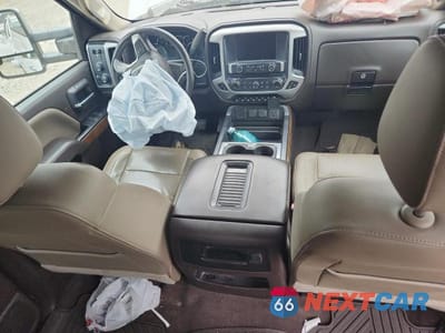Zdjęcie 8 z 12 samochodu: 2019 GMC SIERRA K2500 SLT VIN:1GT12REY6KF114389 - miniatura