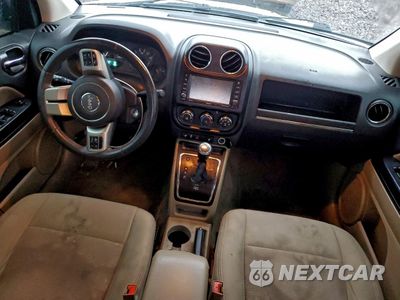 Zdjęcie 8 z 13 samochodu: 2013 JEEP COMPASS LATITUDE VIN:1C4NJDEB3DD263943 - miniatura